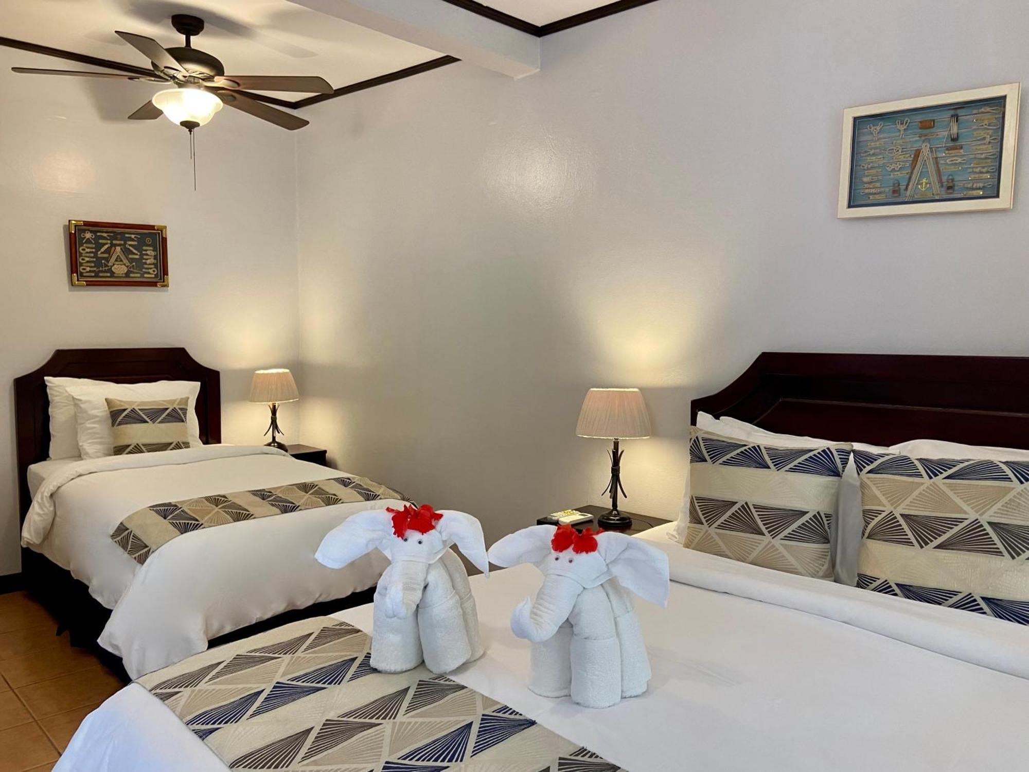 Hotel Playa Espadilla Manuel Antonio Bagian luar foto