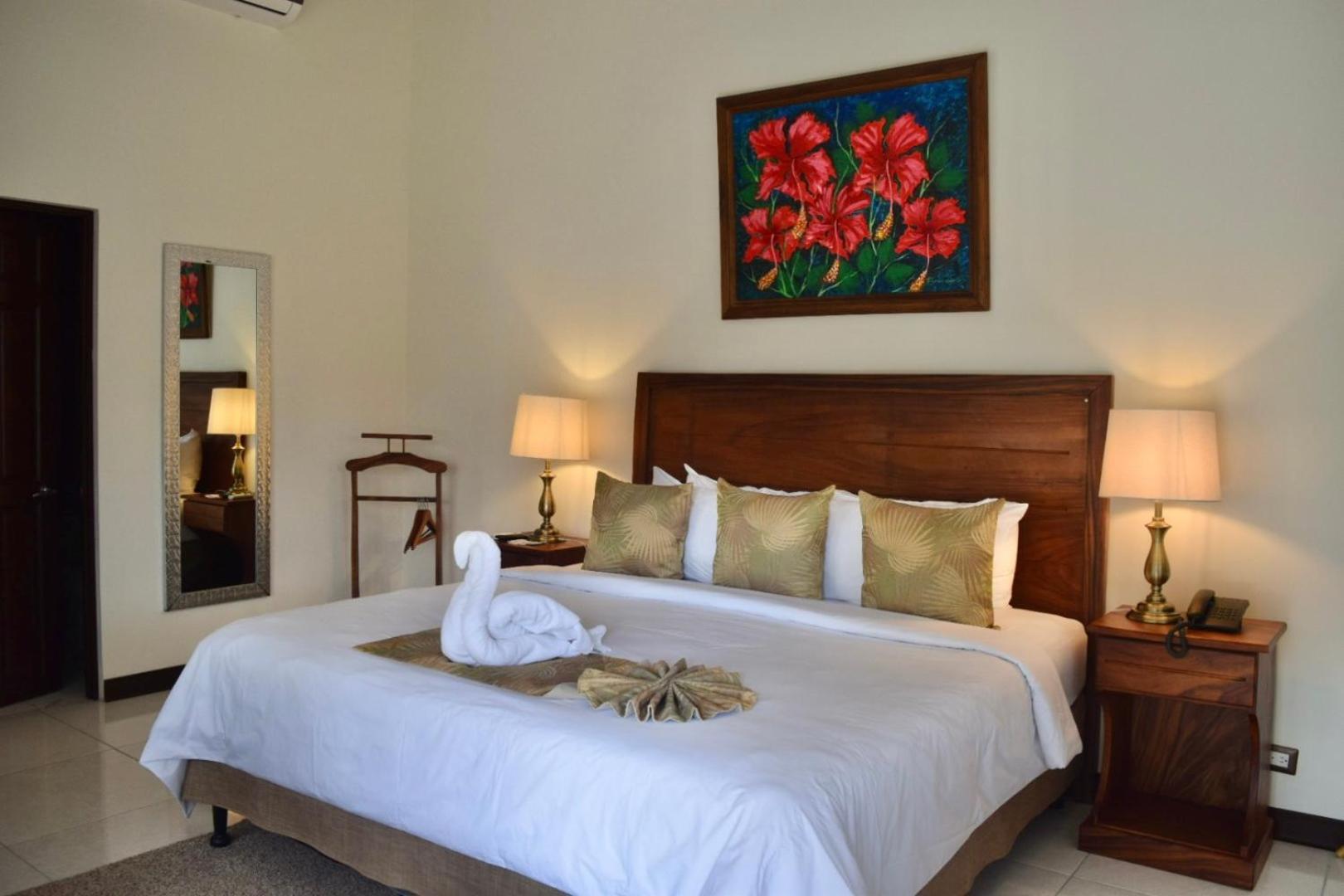 Hotel Playa Espadilla Manuel Antonio Bagian luar foto