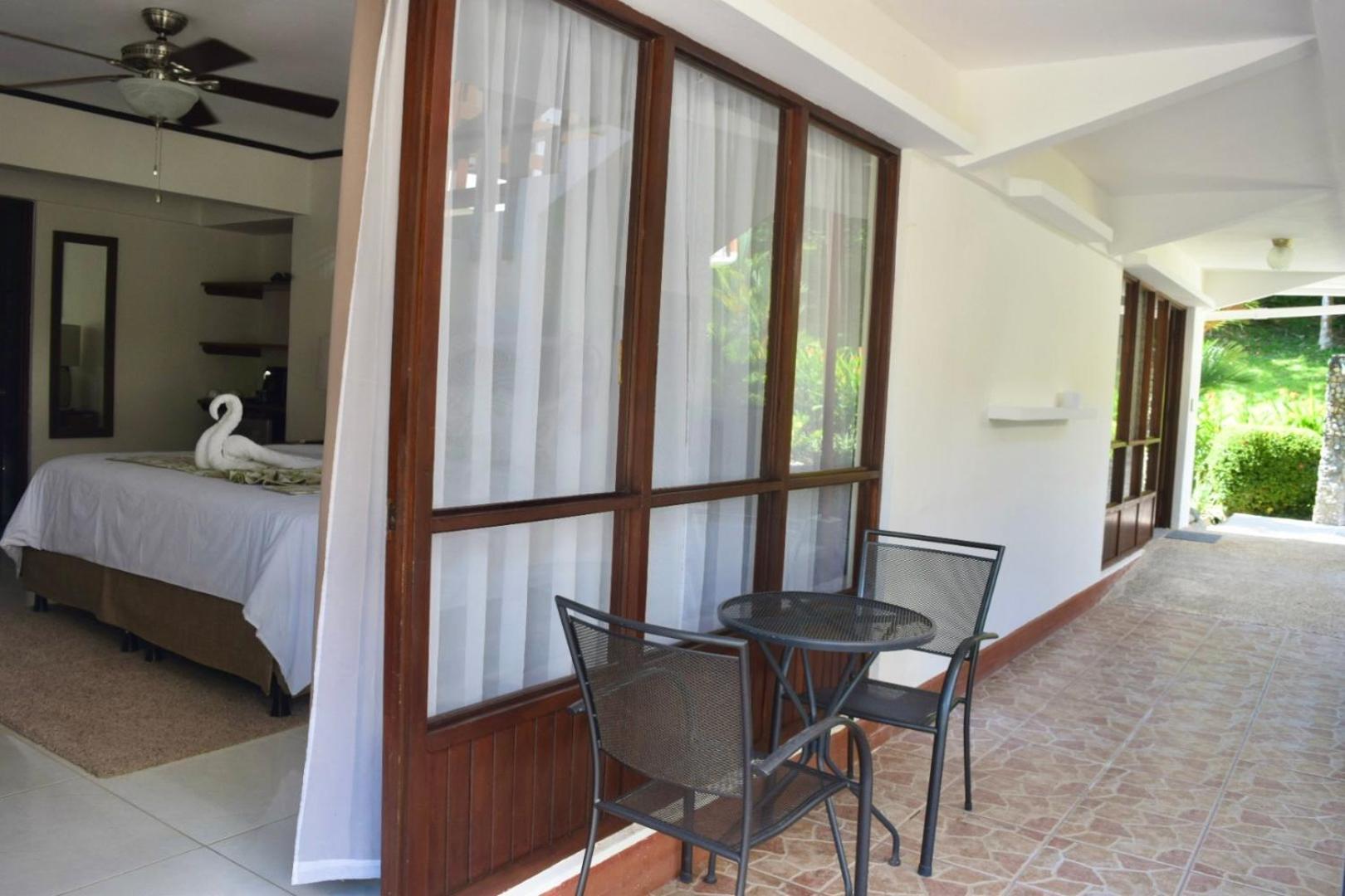 Hotel Playa Espadilla Manuel Antonio Bagian luar foto